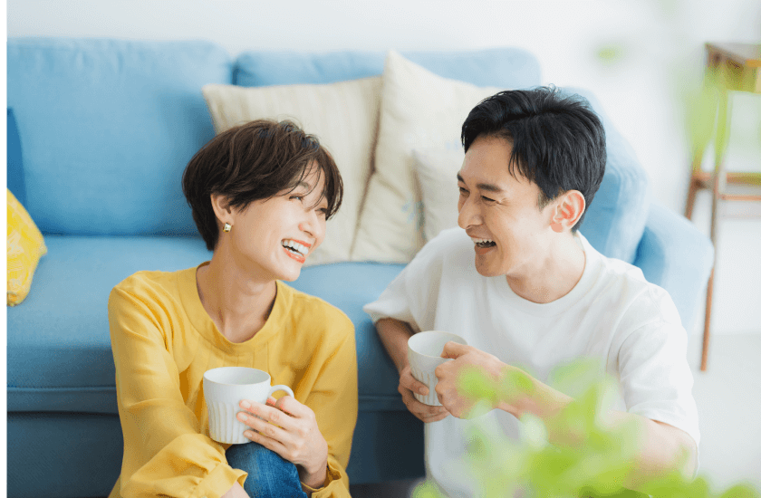 成婚した新郎新婦のイラスト